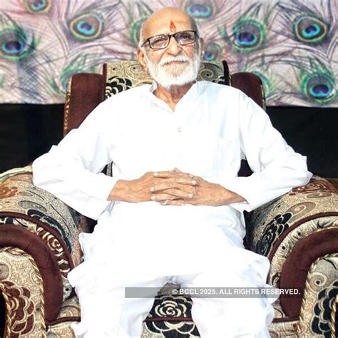 Pt Appasaheb Indurkar during a musical concert