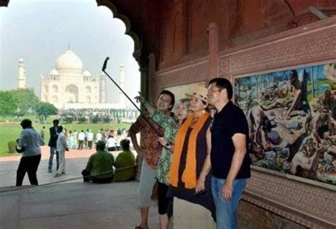 Centre announces new scheme for tourist vehicle operators; check out ...