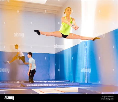 Splits Middle Splits 的图像结果