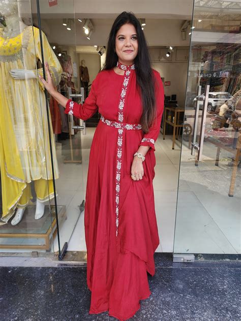 2 in 1 reddish maroon gown with drape and belt – MODERNSAHIBA