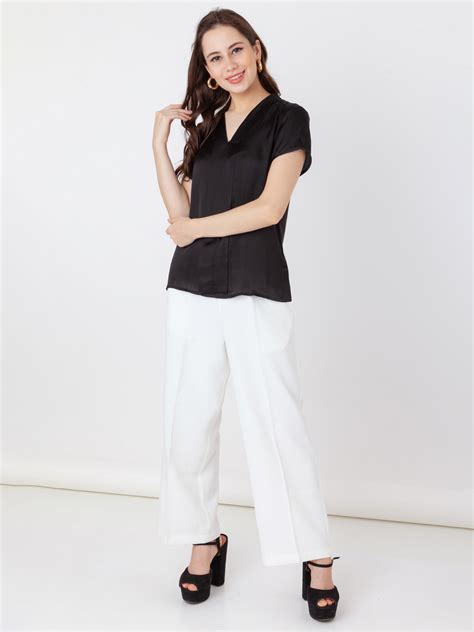 Buy Black Solid Regular Top - Zink London