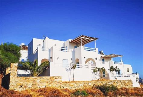 ANTIPAROS LUXURY APARTMENTS (Agios Georgios) - Apartment Reviews ...
