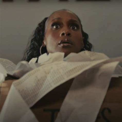 Aubrey Plaza Ritz Commercial 的图像结果