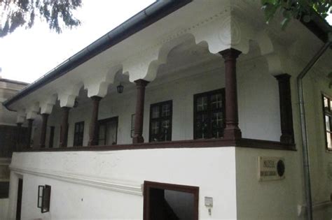 Ion Luca Caragiale Museum (Ploiesti) - 2020 What to Know Before You Go ...