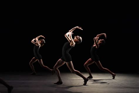 Contemporary Dance Wallpapers (40+ images inside)