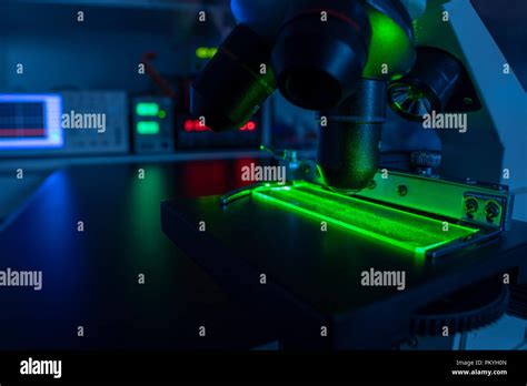 Science Lab Microscope 的图像结果