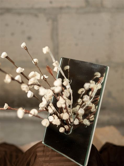 La Dimora Selections | Exclusive Handcrafted Vases | Glance