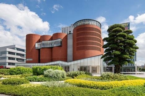 Fragrance Culture Sites : Fragrance Museum