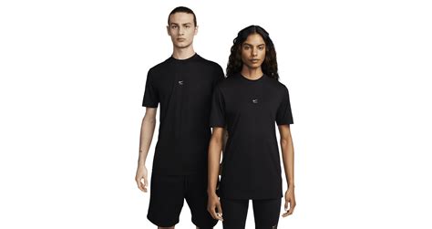 Nike x MMW Apparel Collection release date. Nike SNKRS IN