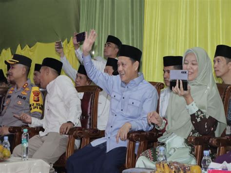 Pj. Bupati Kampar Lepas Pawai Takbir Idul Fitri 1445 H ...