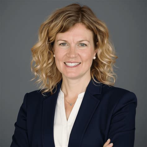 Lauren Cosulich | Summit Trail Advisors