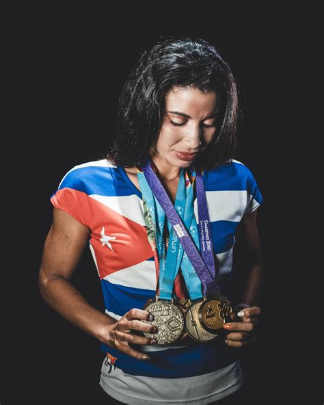 Leydi Laura Moya López (@pentalau) • Instagram photos and videos