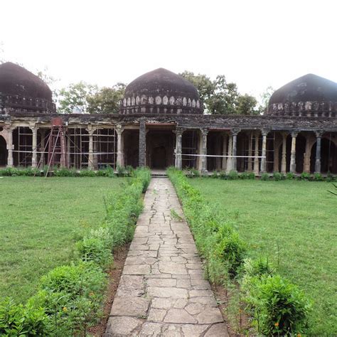 Malik Mughith Masjid, Mandu - Tripadvisor