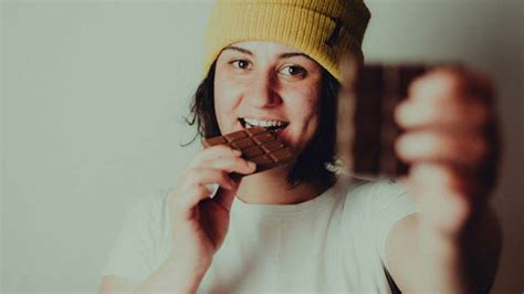 10 Disgusting Superfoods & 10 That Actually Taste Good