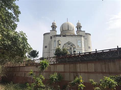 Windows of Dwarka Mosque Shattered, Locals Say Attackers Shouted 'Jai ...
