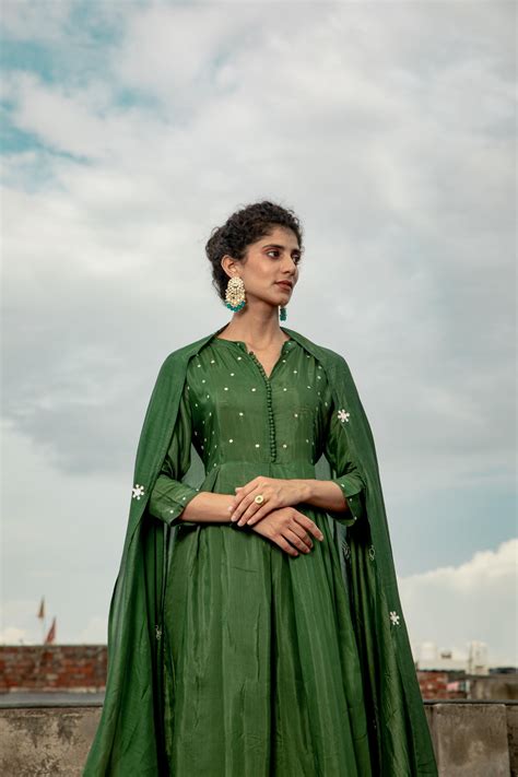 Akriti Mehndi Green Modal Muslin Suit Set