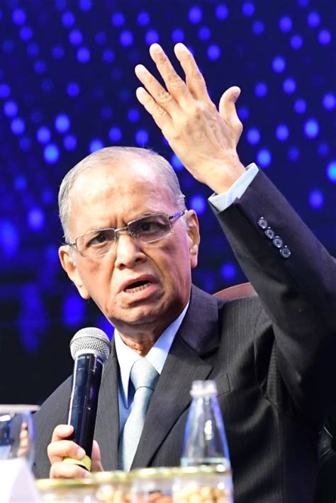 13 Powerful Images That Show Us Exactly What's Wrong With Our World