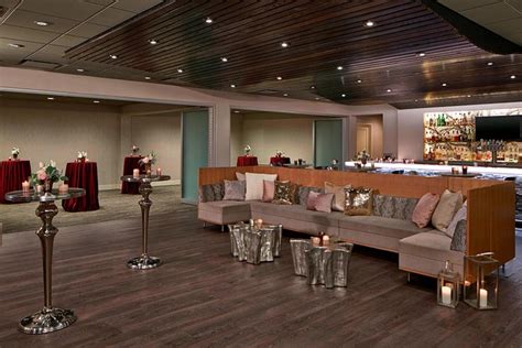 ROCHESTER AIRPORT MARRIOTT - Hotel Reviews, Photos, Rate Comparison ...