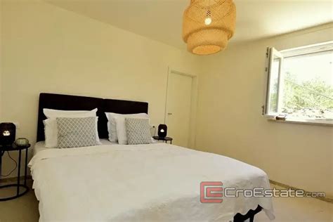 Hrvatska,Brac - Kuća sa pogledom na more i bazenom