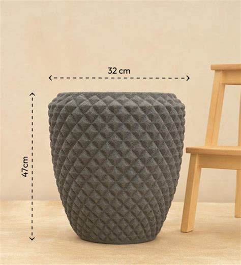 Diamond Low Planter – Ugaoo