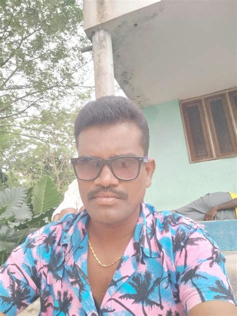 Men's pants Green XS|Custom Made Pants - Online in India | Bow & Square