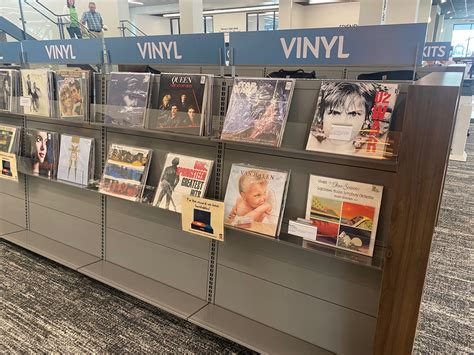 Marion Public Library - Library Furniture International