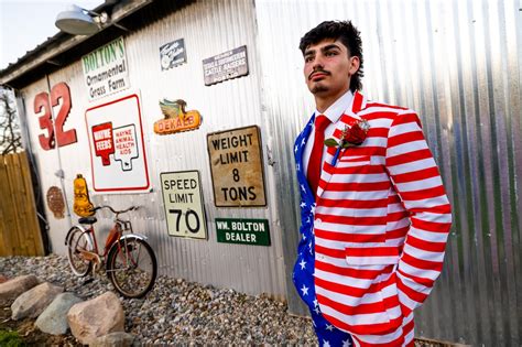 See our 13 favorite photos from Climax-Scotts’ 2025 prom - mlive.com