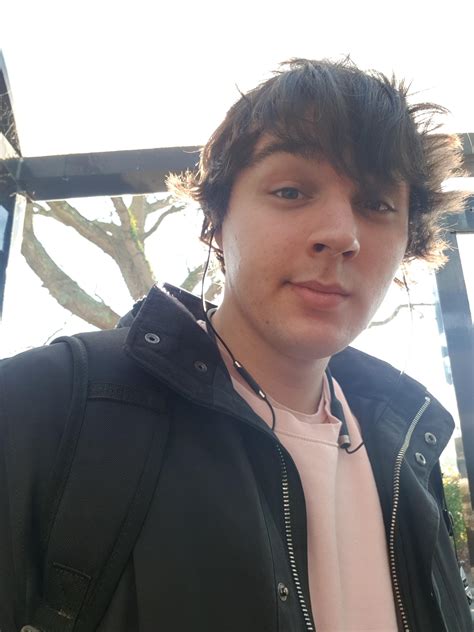 Haven't seen a Daddy selfie in a while, and it's been a while since I ...