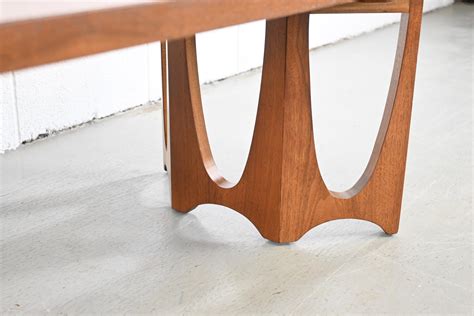 Broyhill Brasilia Walnut Mid-Century Modern Rectangular Coffee Table at ...