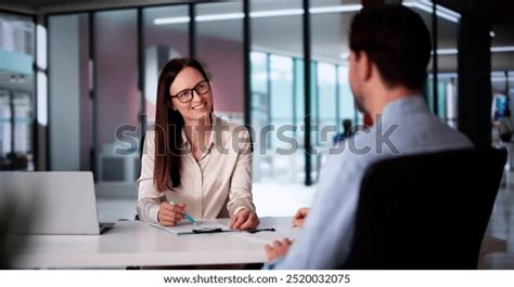 Job Recruiting 的图像结果