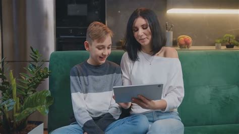 Learning a New Language 的图像结果