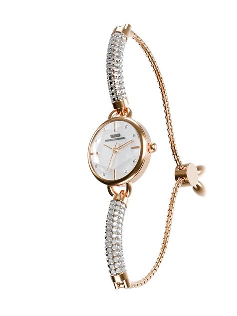 Shop Minimalist Jewellery for Women