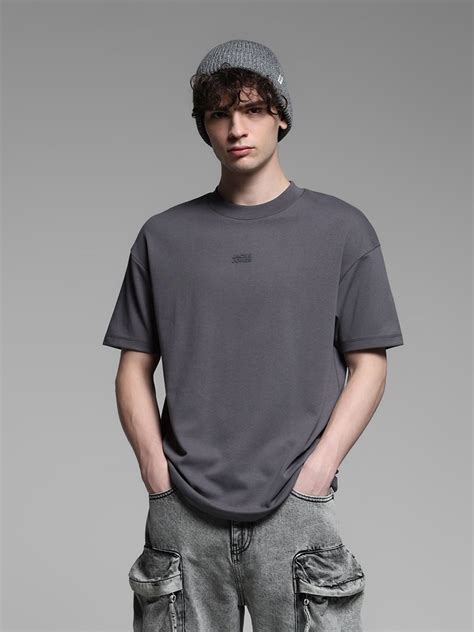 Buy Men's T-shirts Online In India | JACK&JONES
