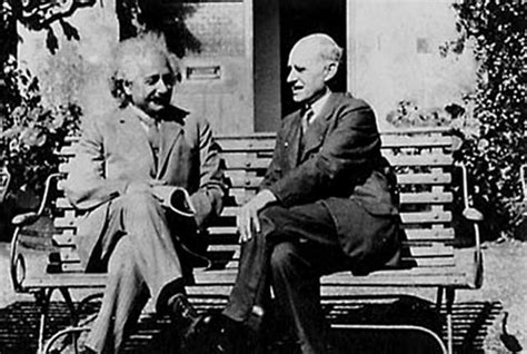 日全食如何證明愛因斯坦的相對論是正確的？ - 每日頭條