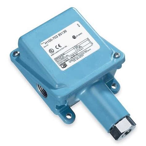 United Electric H100-190 Pressure Switch 5/30PSI Temperature Pressure ...
