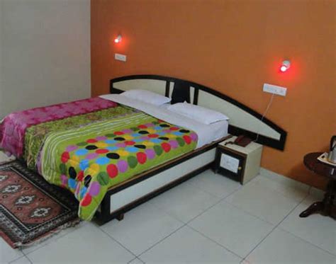 Hotel Mayura Valley View, Coorg - Get Hotel Mayura Valley View Hotel ...