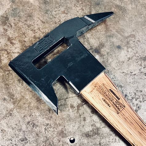 The BADAXX - 6 Lb / Hickory Handle – Two Devils Tools