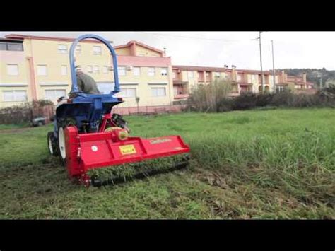 trattore usato iseki con trinciaerba sardegna   YouTube