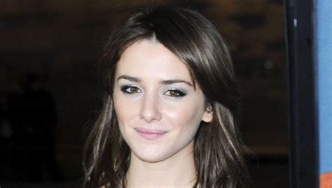 Addison Timlin Measurements 的图像结果