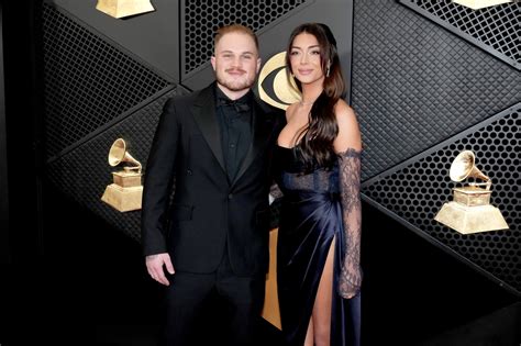 Country music star in ‘traumatizing’ car wreck: ‘There was a lot of ...