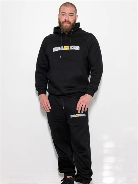 Olive Glass and Xander Corvus Receive AVN Awards Nomination