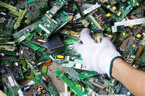 电子垃圾的危害与处理方法-回收电子