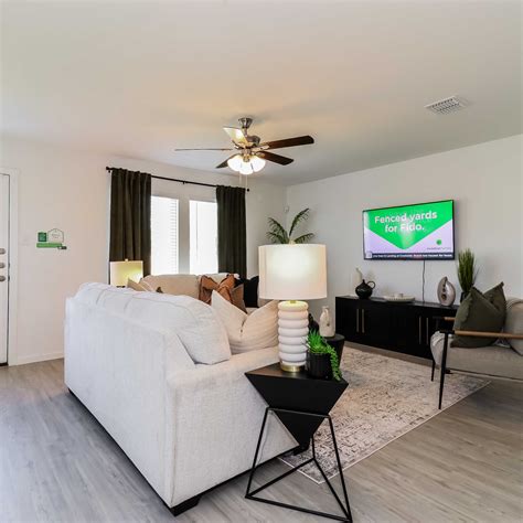 Landing at Creekside – Invitation Homes Communities