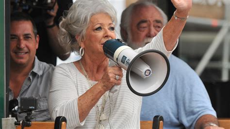 Paula Deen's Creek House Seafood & Grill in Savannah GA closes