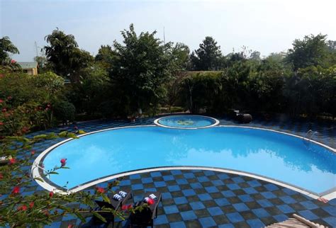 Acorn Hideaway Resort & Spa Resort is situated in Sawal Deh Corbett