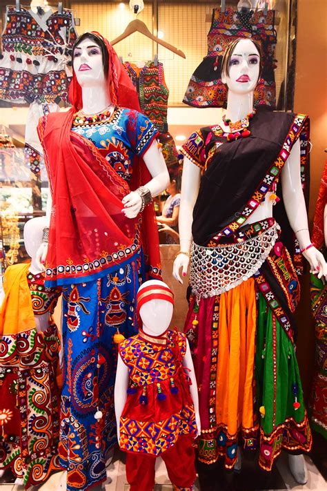 Shopping For Navratri Garba Dandiya In Pune | LBB Pune