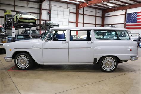 Rare 1969 Checker Marathon Wagon Offers Nostalgic Charm