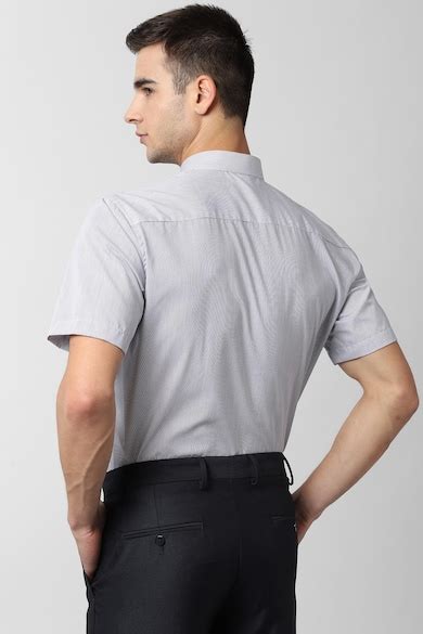 Buy Men Black Regular Fit Half Sleeves Formal Shirt Online - 477554 ...