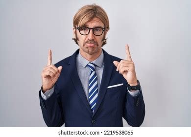 Pointing Stock 的图像结果