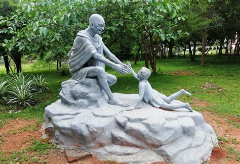 About UOM | UNIVERSITY OF MYSORE | ಮೈಸೂರು ವಿಶ್ವವಿದ್ಯಾನಿಲಯ